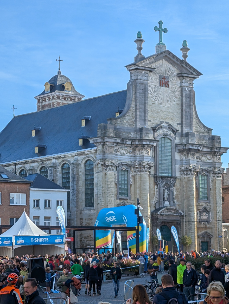 Dwars door Mechelen 2024 event impression