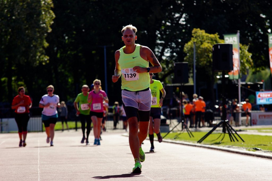 Rob Kaper running Maasstadloop 2019