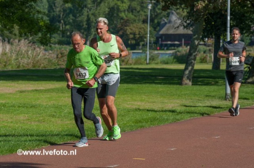 Rob Kaper running Maasstadloop 2019