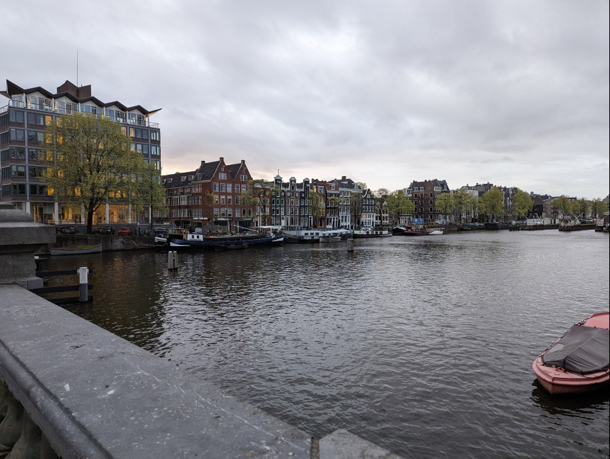 Training (Recovery Run) in Amsterdam scenery