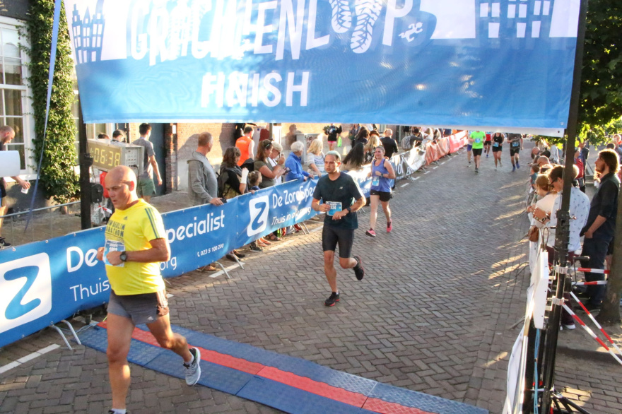 Rob Kaper running Grachtenloop 2019