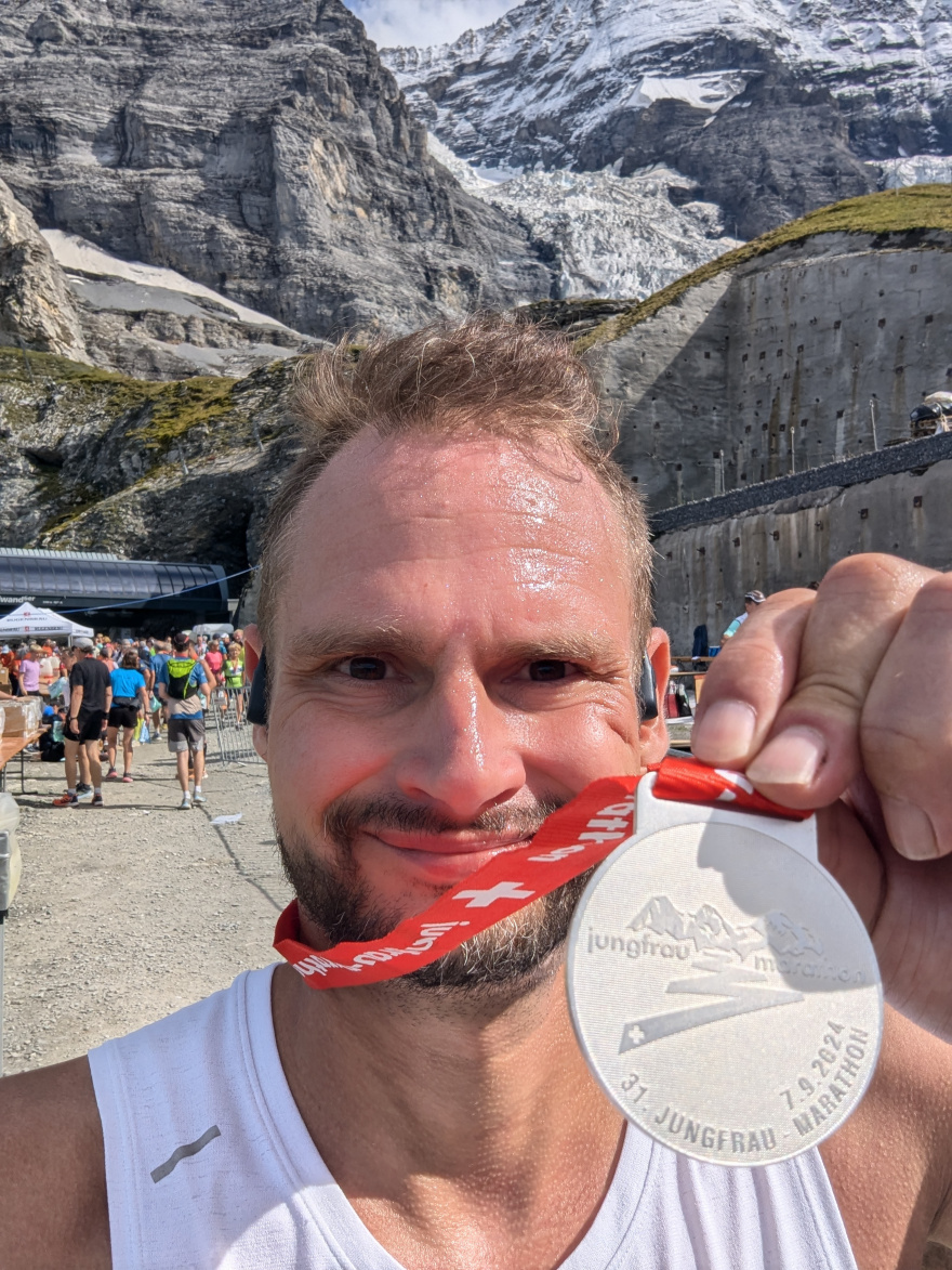 Selfie of Rob Kaper at Jungfrau Marathon 2024