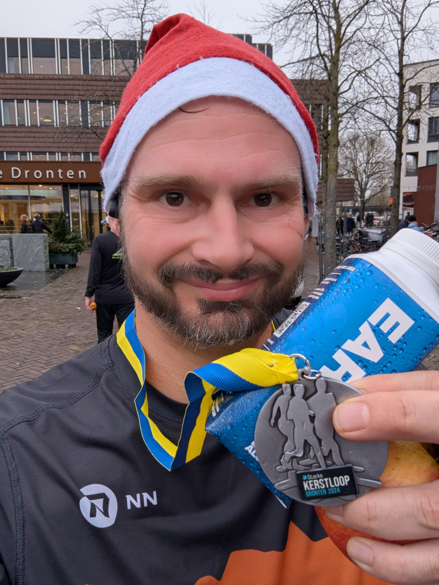 Selfie of Rob Kaper at Kerstloop Dronten 2024