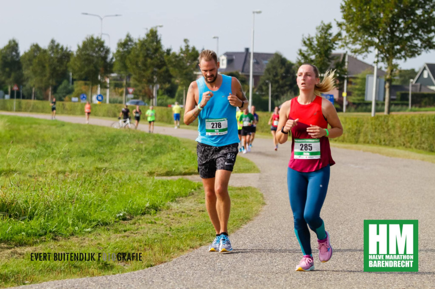 Rob Kaper running Halve Marathon Barendrecht 2021