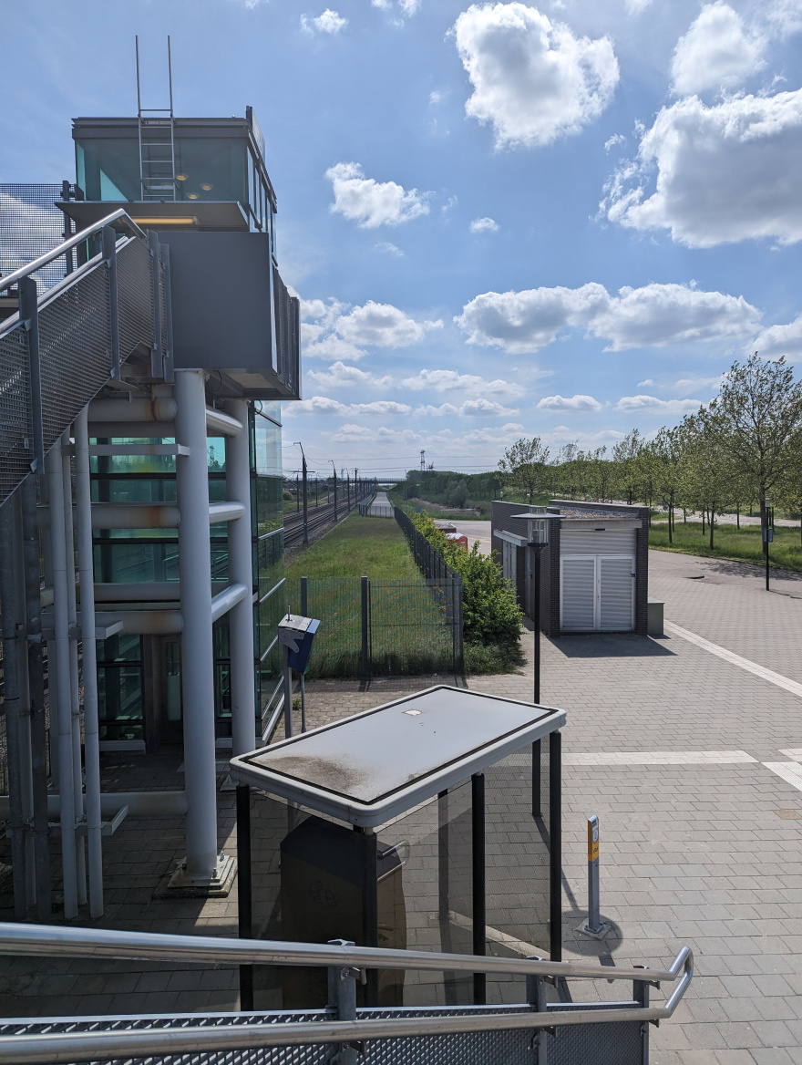 Training (Long Run) from Moerdijk to Breda scenery