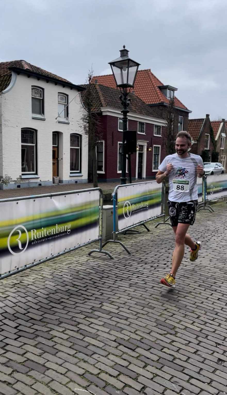 Rob Kaper running Midden-Delfland Halve Marathon 2024