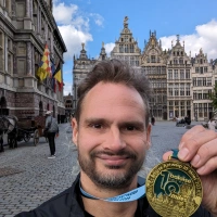 Selfie of Rob Kaper at Antwerp 10 Miles 2024