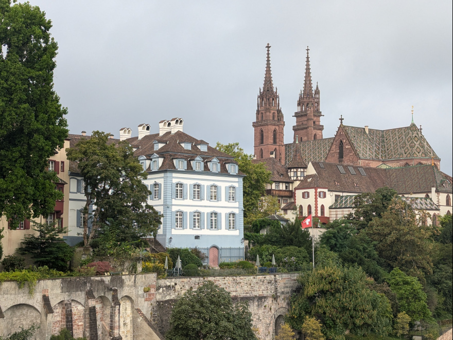 Training (Easy Run) in Basel scenery