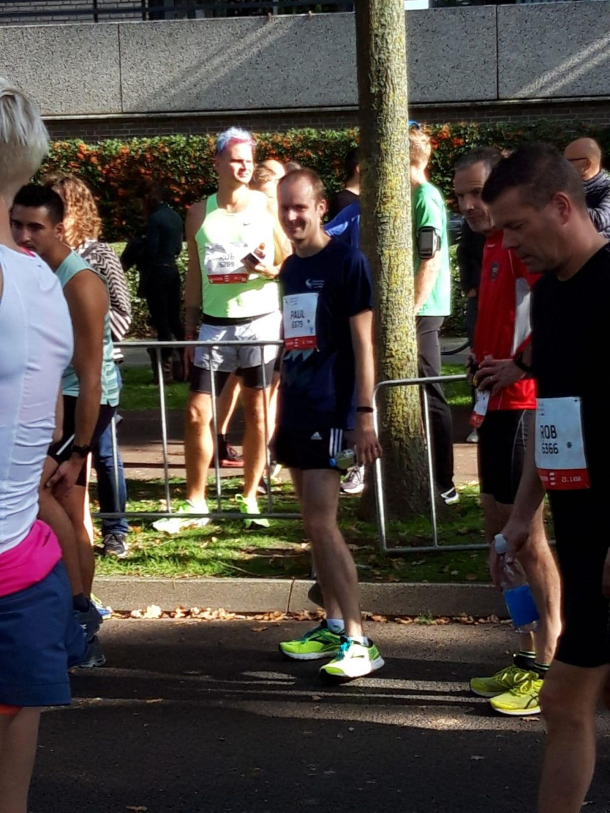 Selfie of Rob Kaper at Halve Marathon Eindhoven 2019