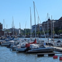 Training (Easy Run) in Helsinki scenery