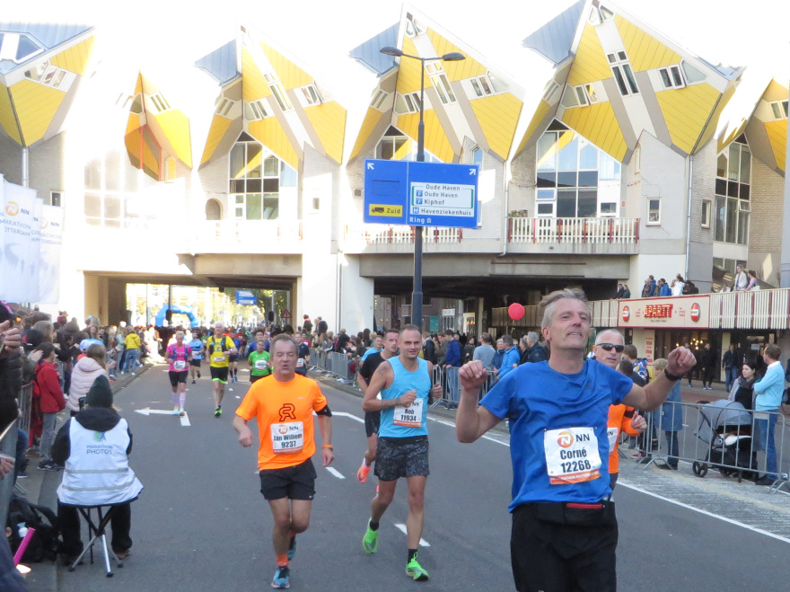 Rob Kaper running Marathon Rotterdam 2021