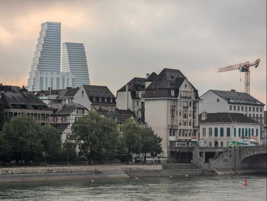 Training (Easy Run) in Basel scenery