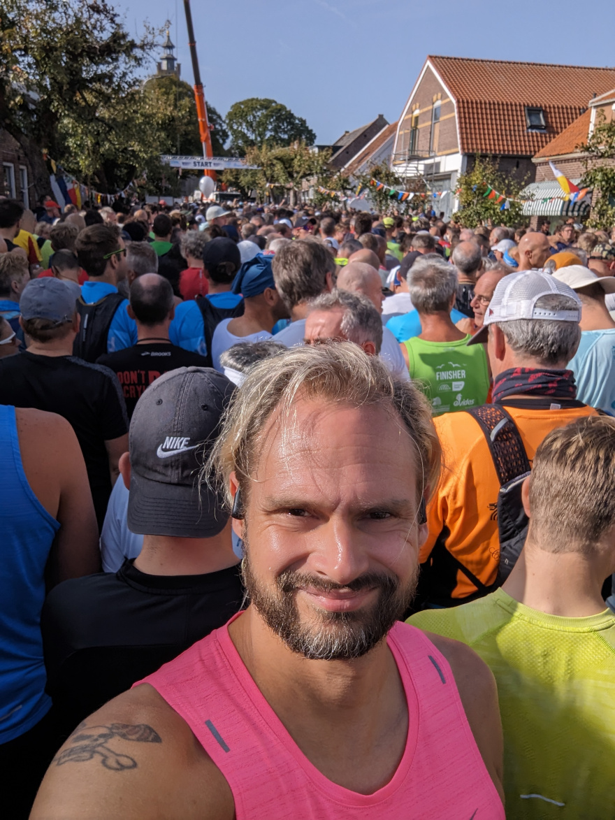 Selfie of Rob Kaper at Kustmarathon Zeeland 2023