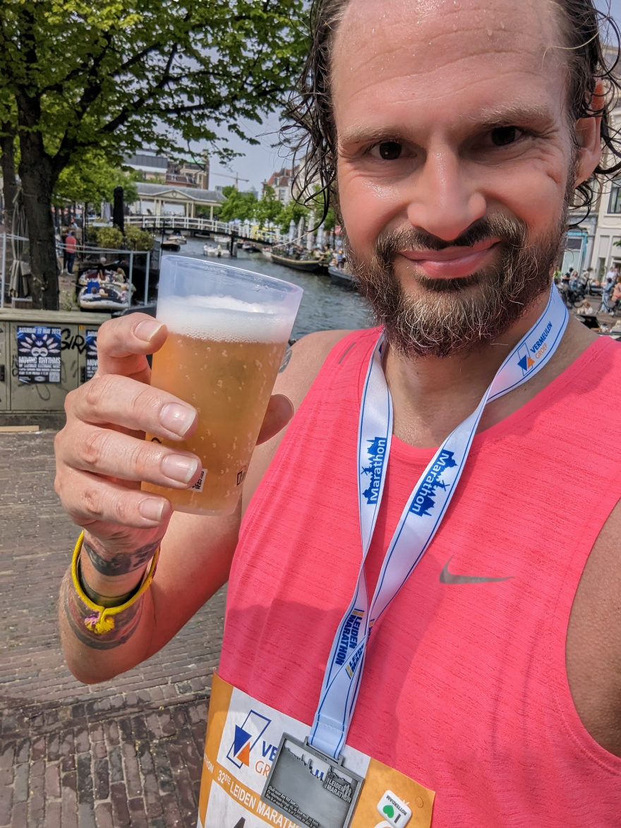 Selfie of Rob Kaper at Leiden Marathon 2023