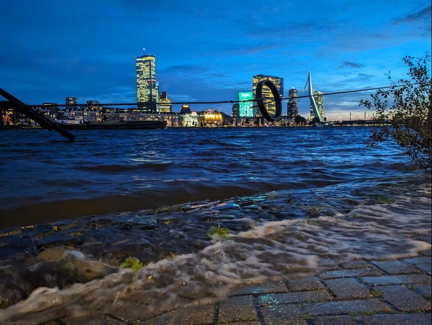 Training (Interval Run) in Rotterdam scenery