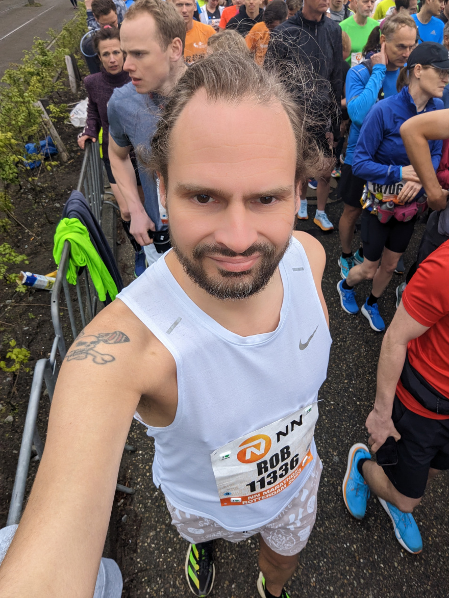 Selfie of Rob Kaper at Marathon Rotterdam 2023